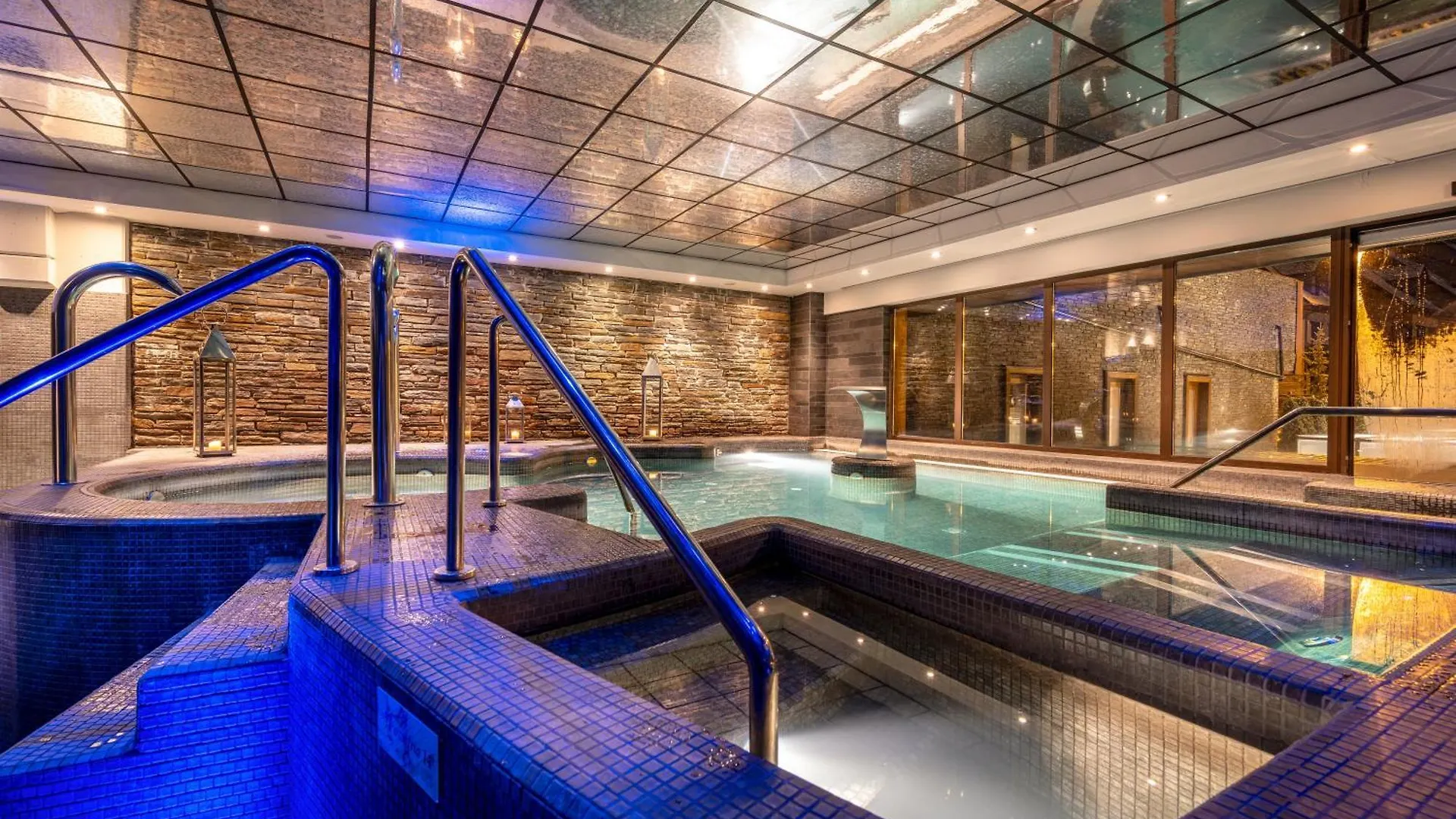 Hotel Val De Neu G.L. Baqueira Beret 5*,  Spain